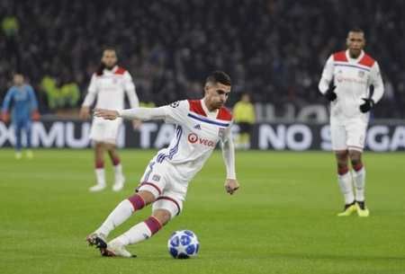 还带动了周 还带动了周